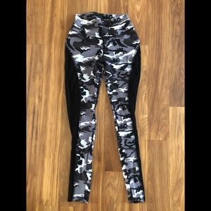 Abs2b Camo Leggings